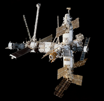 Orbitaaljaam Mir, millelt uuriti Maa atmosfääri Tõraveres loodud teleradiomeetriga FAZA.